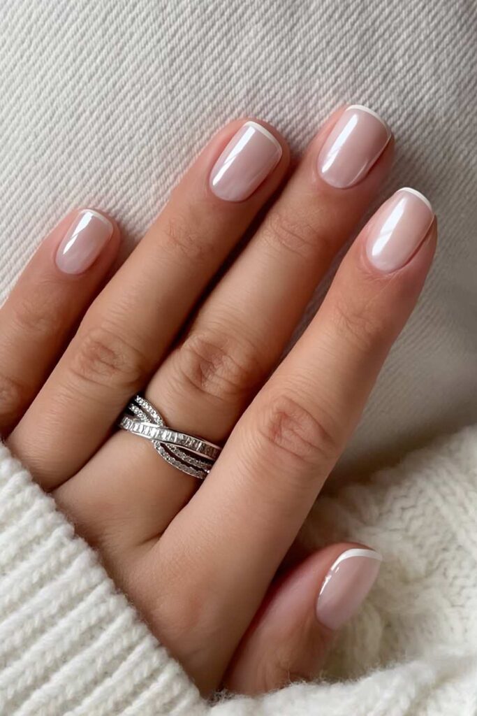 Chrome French short nails
