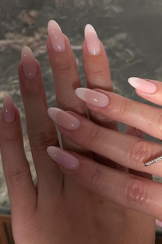 Invisible French nails
