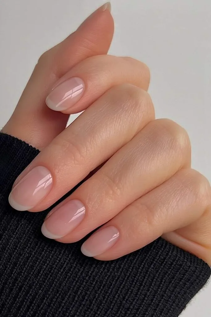 Soft Frech tip nails