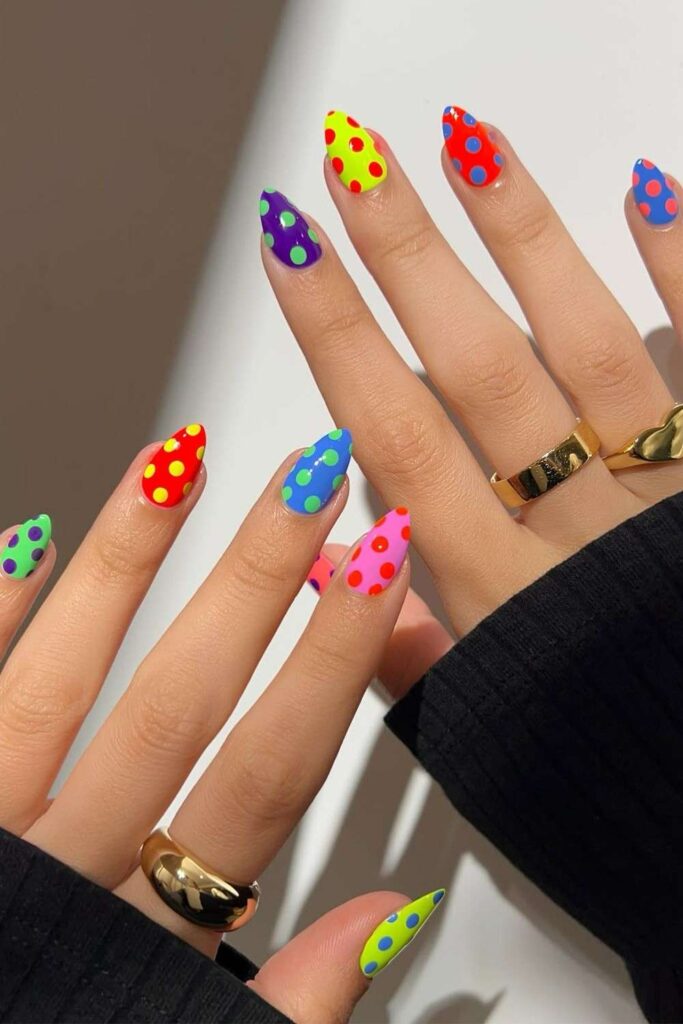 Colorful polka dot nails