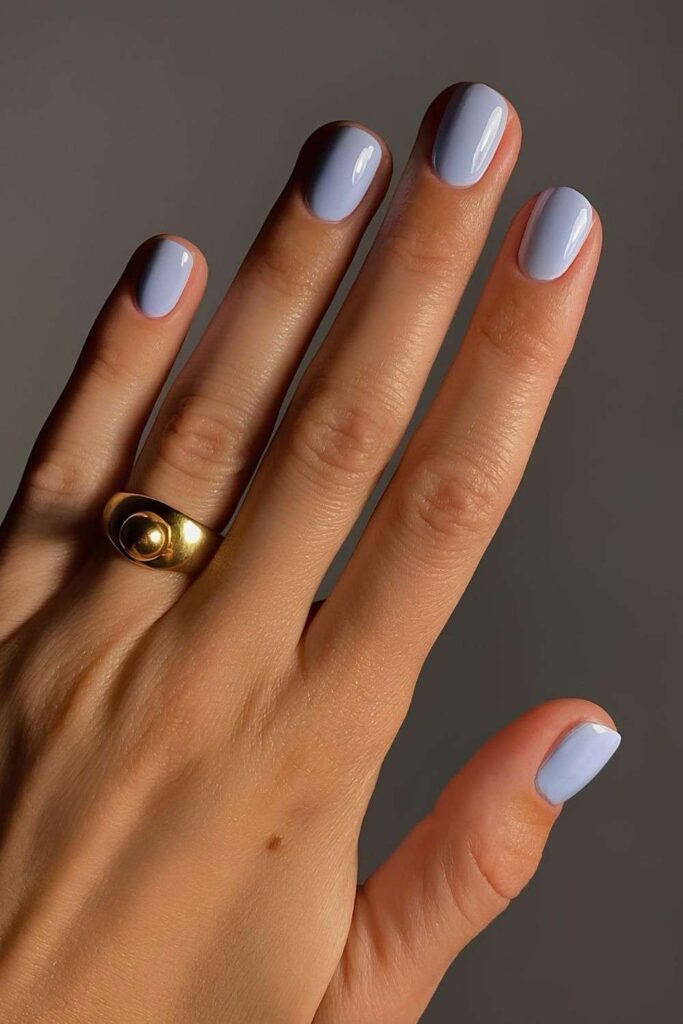 Lilac blue short nails