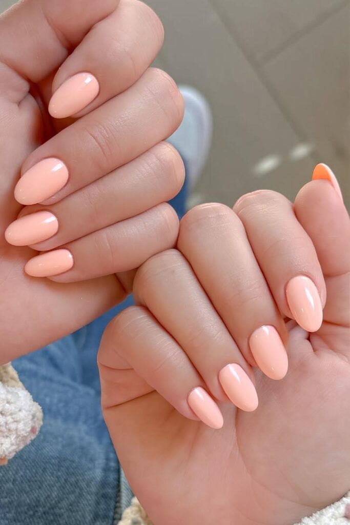 Peach solid nails
