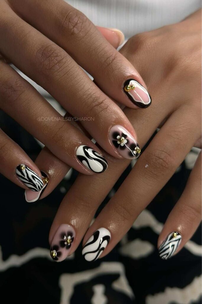 Black and white mismatched short mani