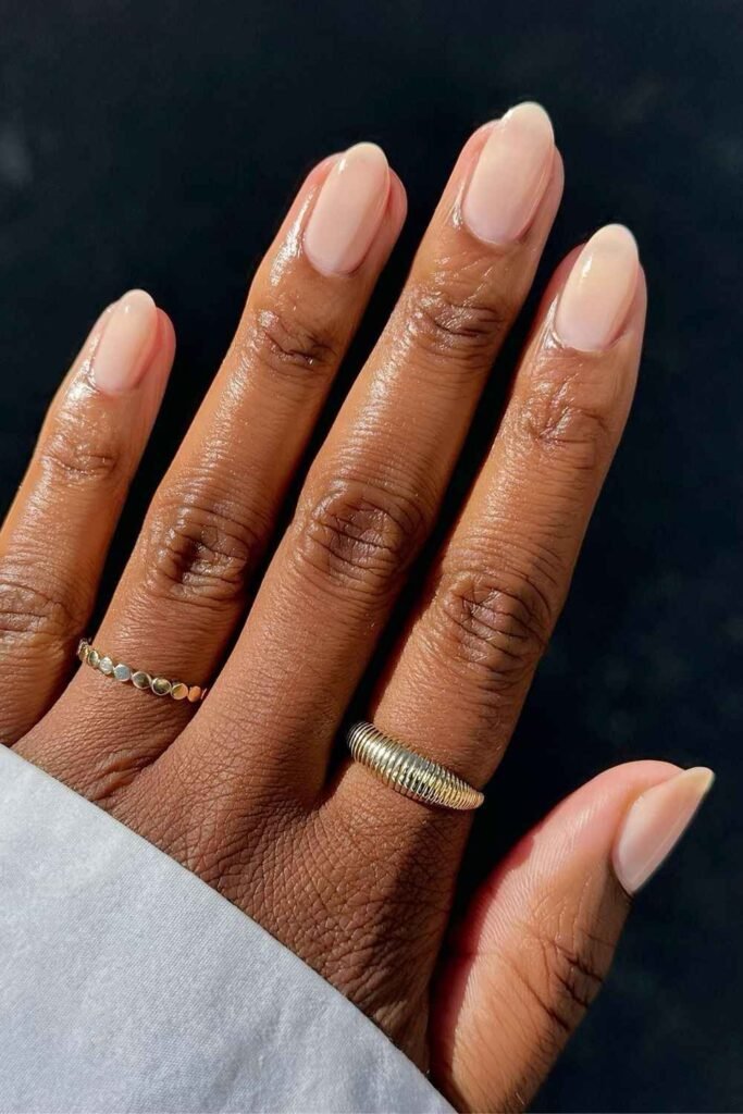 Light pink almond mani