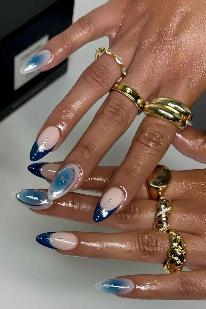 Navy blue mismatched mani