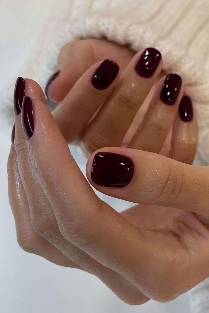 Short burgundy nails