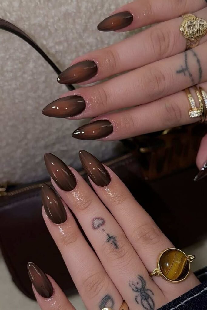 Brown aura mani