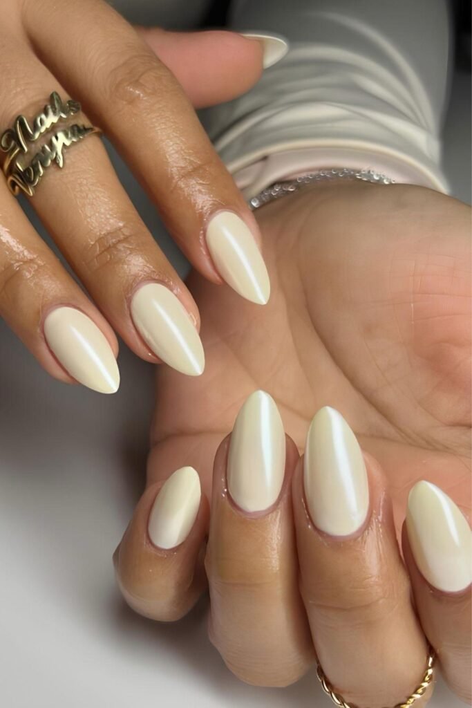 Light yellow chrome nails