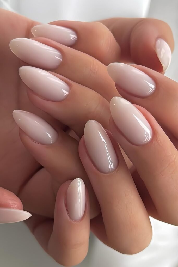 Almond milk mani