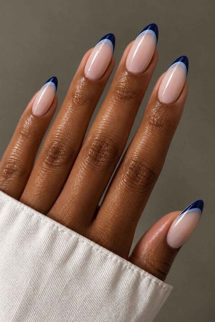 Navy blue French nails with light blue double tip