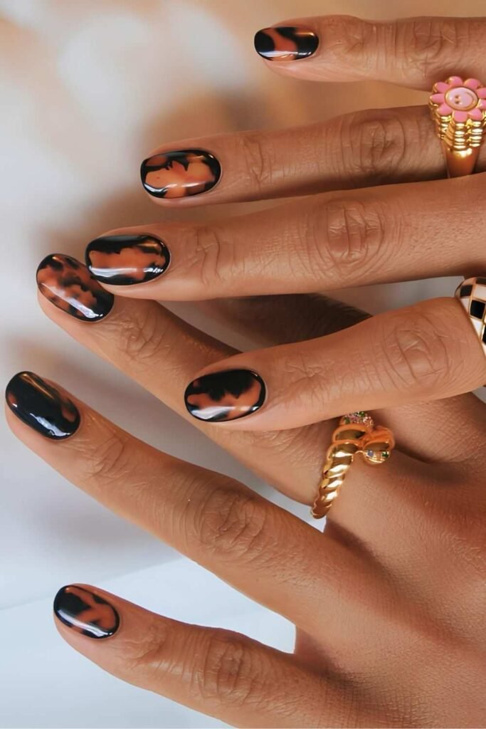 Short tortoiseshell nails